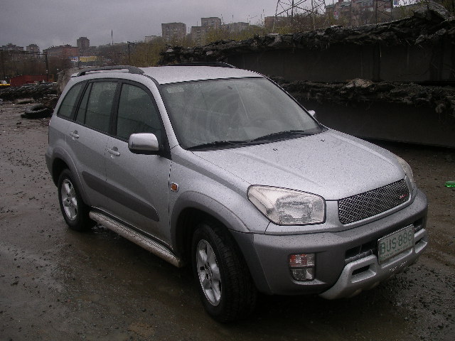 2000 Toyota RAV4