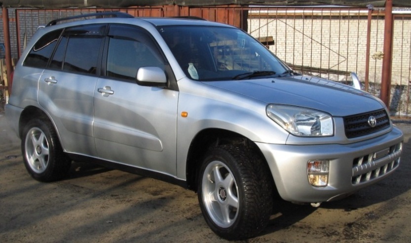 2000 Toyota RAV4