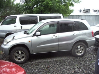 2000 Toyota RAV4