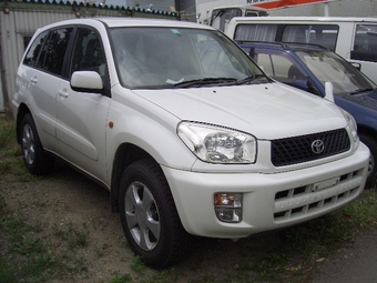 2000 Toyota RAV4