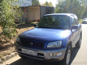 2000 Toyota RAV4