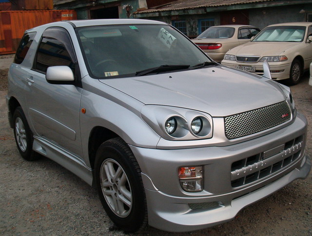 2000 Toyota RAV4