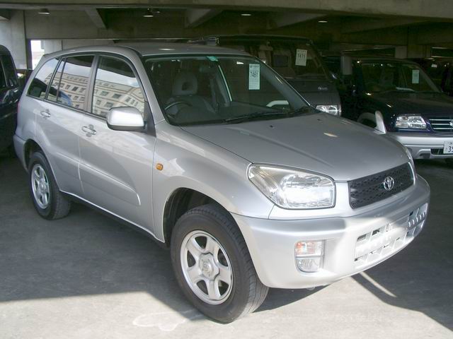 2000 Toyota RAV4