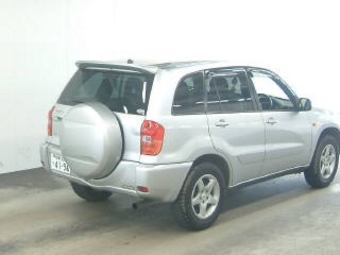 2000 RAV4