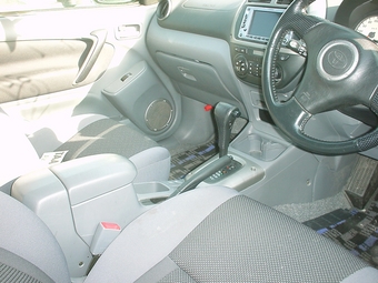 2000 RAV4