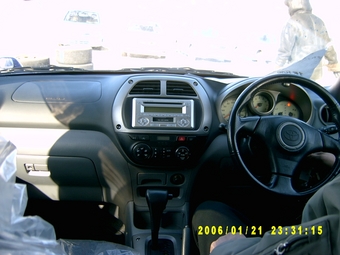 2000 RAV4
