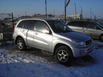 2000 Toyota RAV4