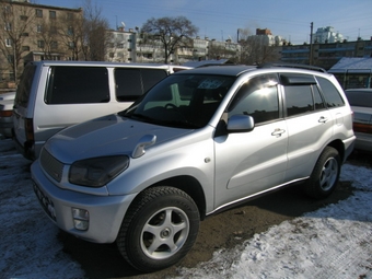 2000 Toyota RAV4