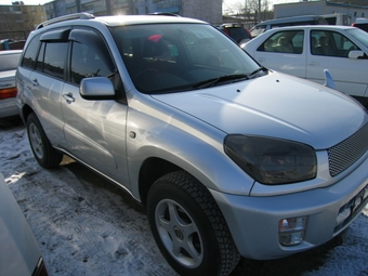 2000 RAV4