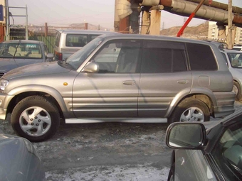2000 Toyota RAV4