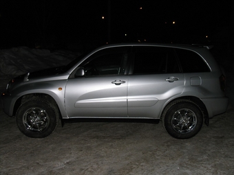 2000 Toyota RAV4