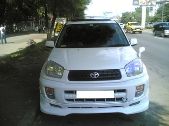 2000 Toyota RAV4
