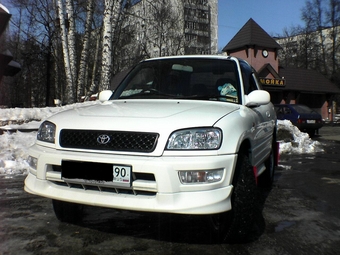 2000 Toyota RAV4