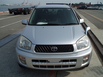 2000 RAV4
