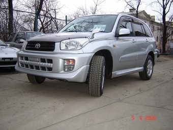 2000 Toyota RAV4