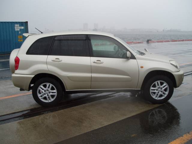 2000 Toyota RAV4