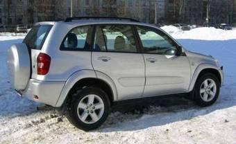 2000 Toyota RAV4
