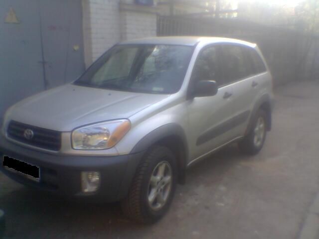 2000 Toyota RAV4