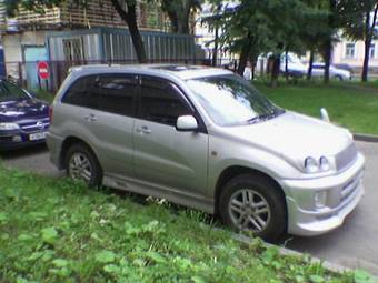 2000 Toyota RAV4