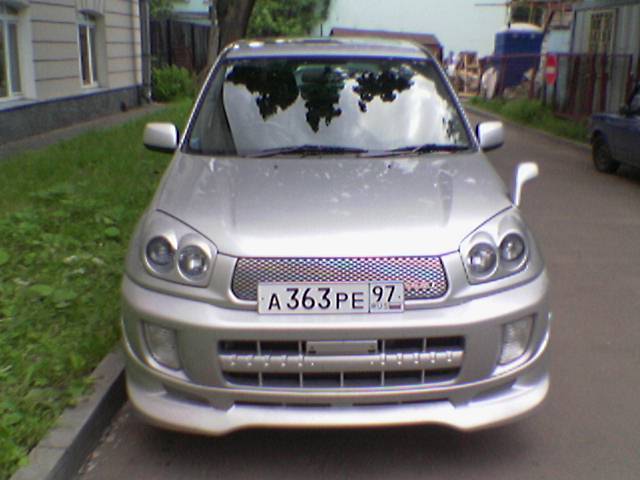 2000 Toyota RAV4