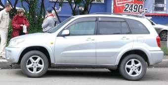 RAV4