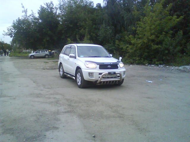 2000 Toyota RAV4