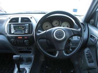 2000 RAV4