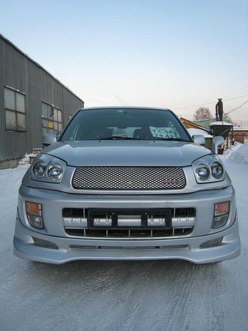 2000 Toyota RAV4