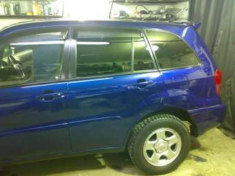 2000 RAV4