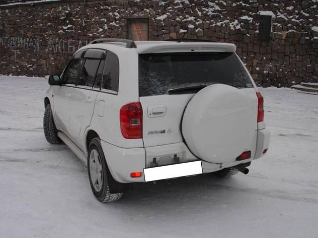 2000 Toyota RAV4