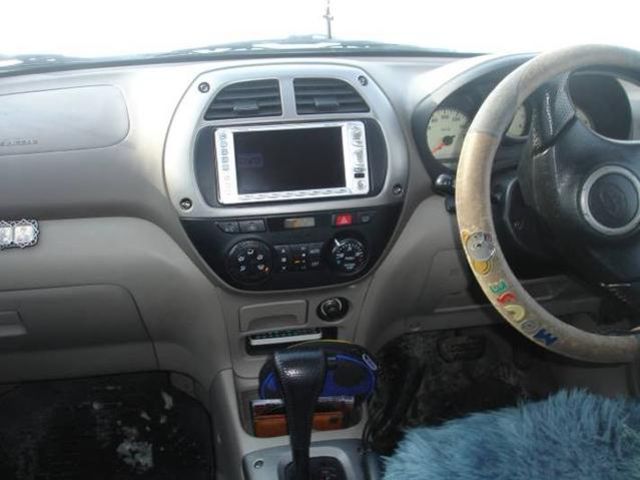 2000 Toyota RAV4
