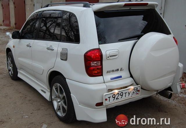 2000 Toyota RAV4