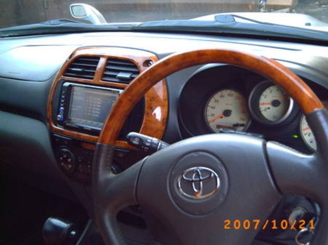 2000 Toyota RAV4