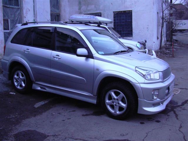 2000 Toyota RAV4