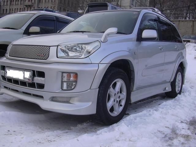 2000 Toyota RAV4