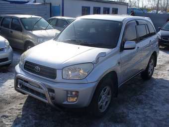 2000 RAV4