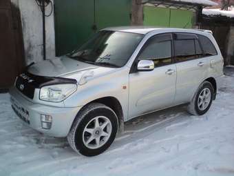 2000 Toyota RAV4