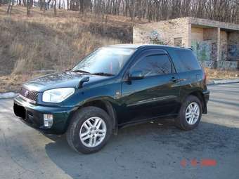 2000 Toyota RAV4