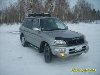 2000 Toyota RAV4