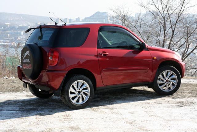 2000 Toyota RAV4