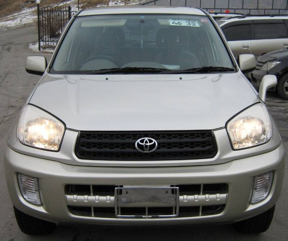 2000 Toyota RAV4