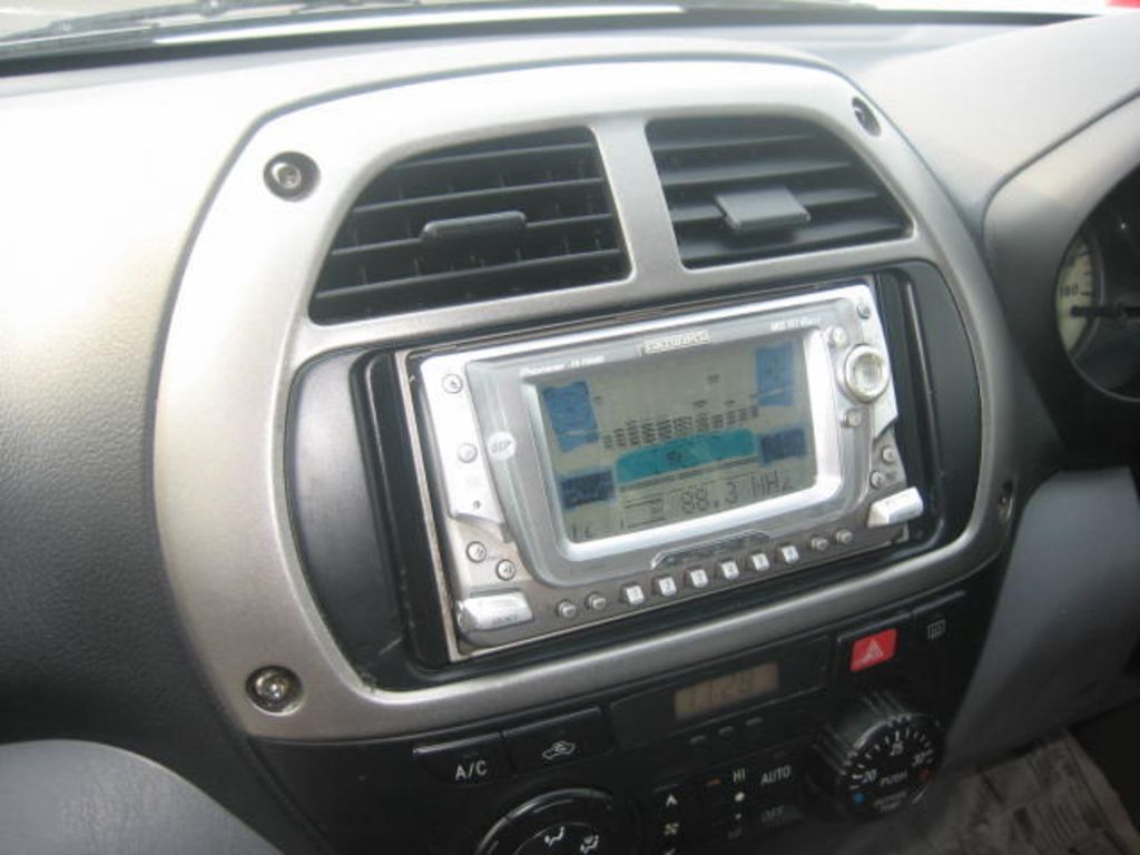 2000 Toyota RAV4