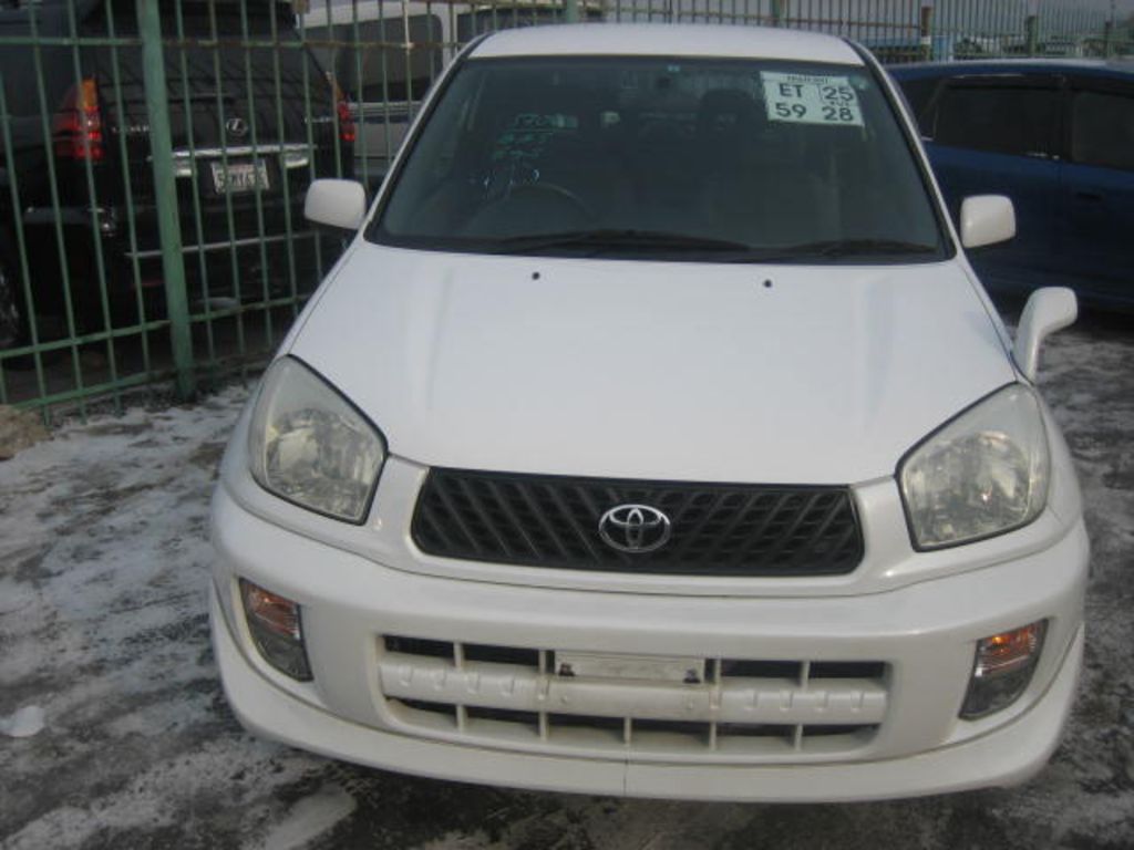 2000 Toyota RAV4