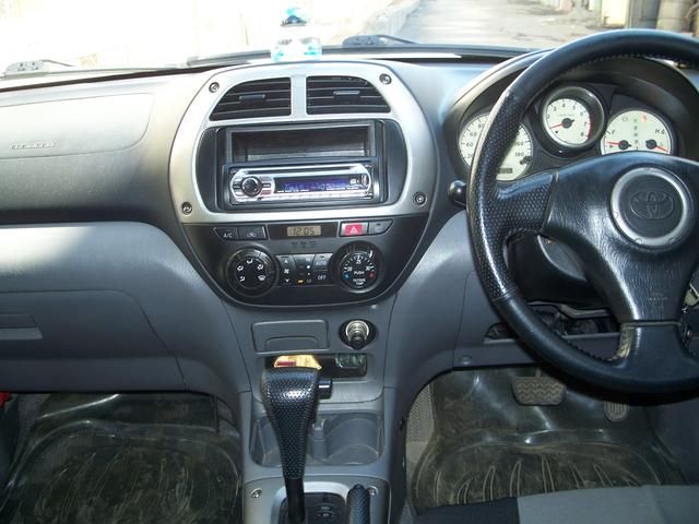 2000 Toyota RAV4