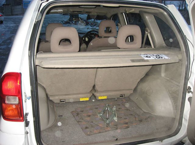2000 Toyota RAV4