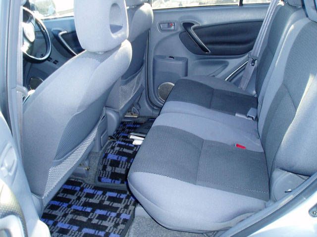 2000 Toyota RAV4