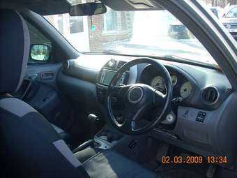 2000 RAV4