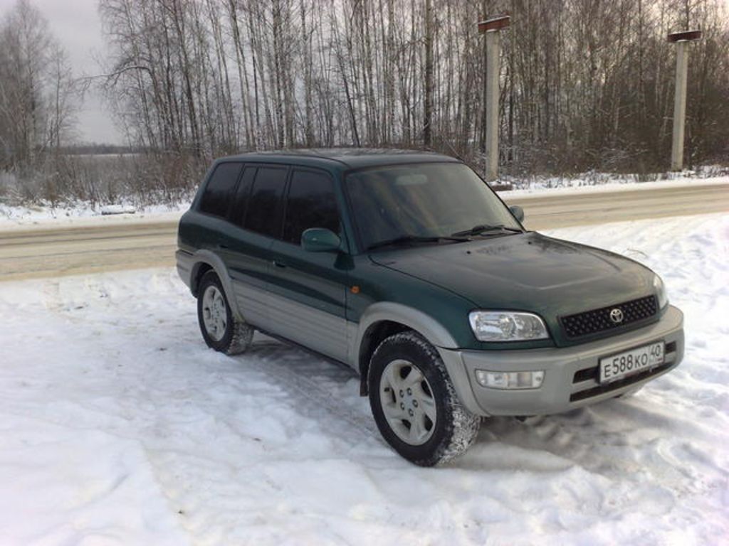 2000 Toyota RAV4