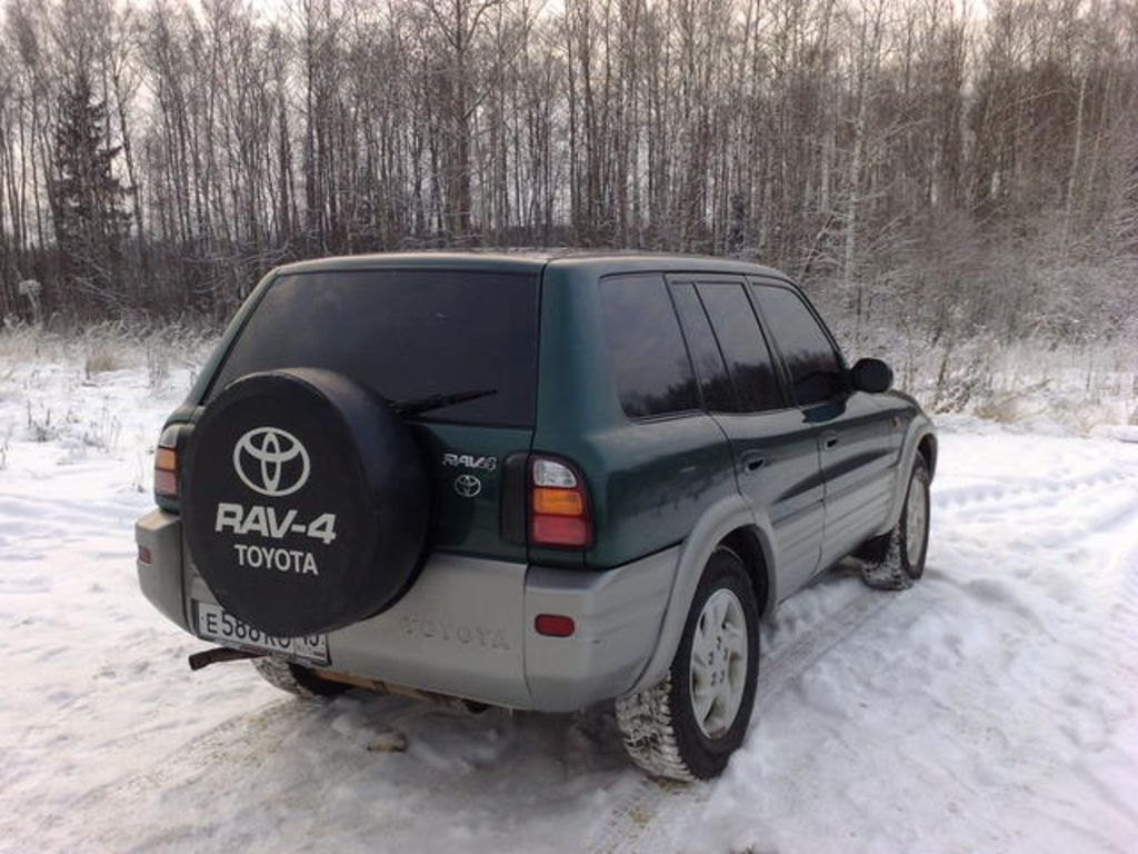 2000 Toyota RAV4