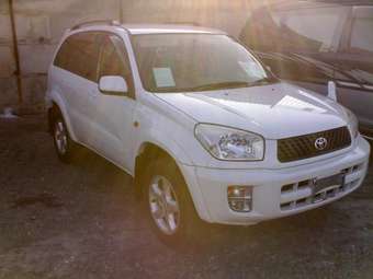 RAV4